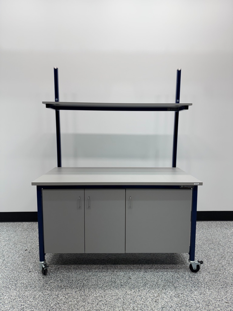 Image of Formaspace 5' Laboratory Table With Cabinets